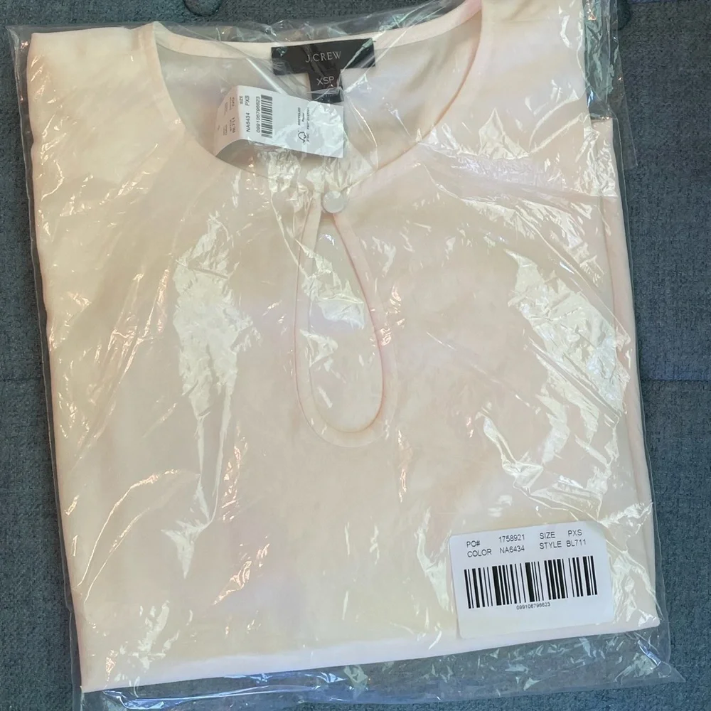 J.Crew Puff Sleeve Satin Back Crepe Keyhole Top Blouse Cream Size XSP